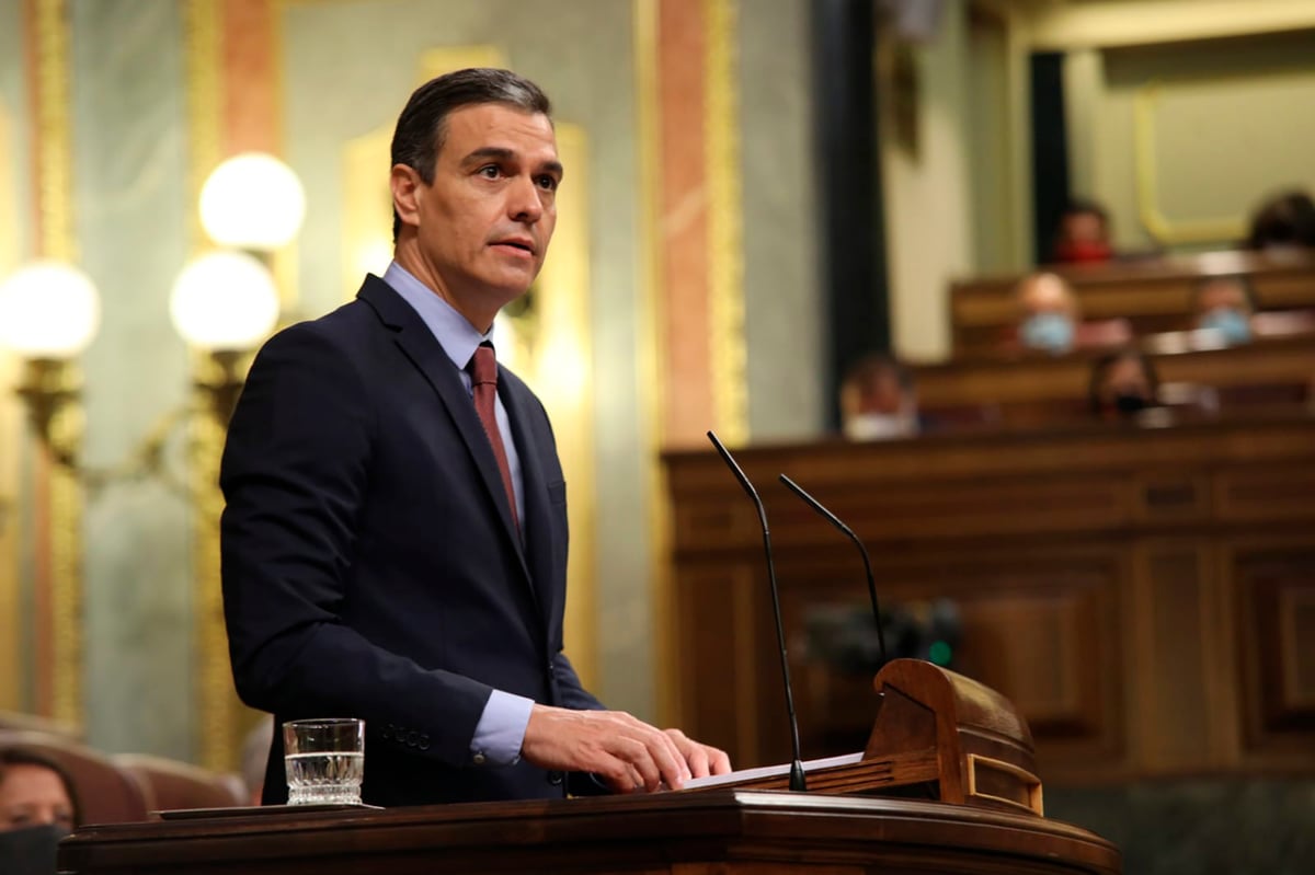 Spain’s Sánchez vows ‘climate pact’ as record wildfires rage