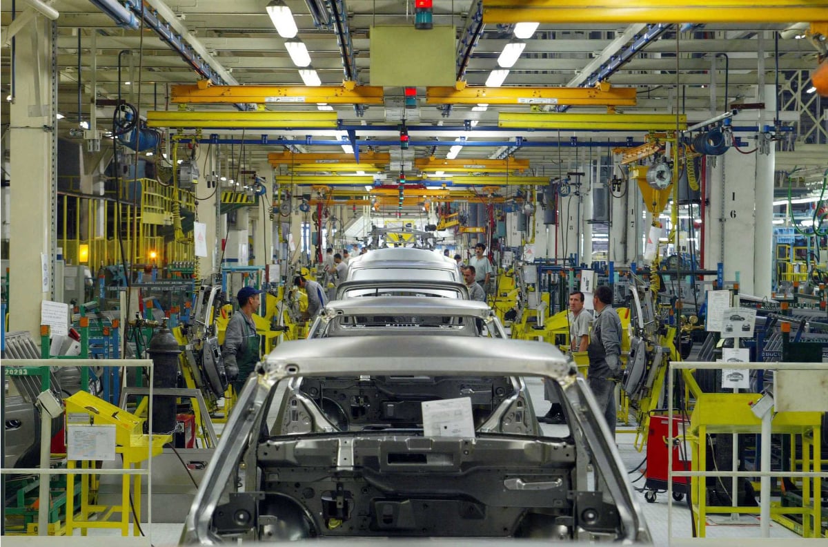 EU leaders clash on 2035 engine ban but experts warn subsidising demand is key
