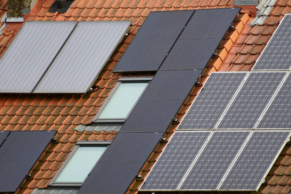 EU rooftops could be huge source of solar power, study finds
